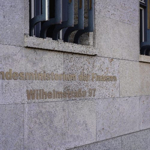 Bundesfinanzministerium-BMFAdobeStock_484253276_Editorial_Use_Only-10p